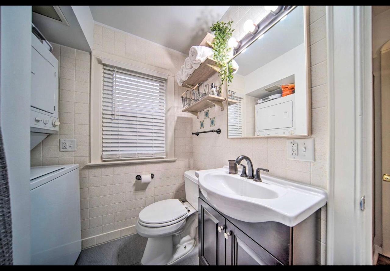 Modern • Family Friendly • Grill • Fireplace